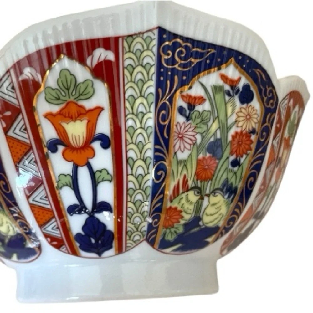 Vintage Japanese porcelain bowl, Imari style, lotus flower shape